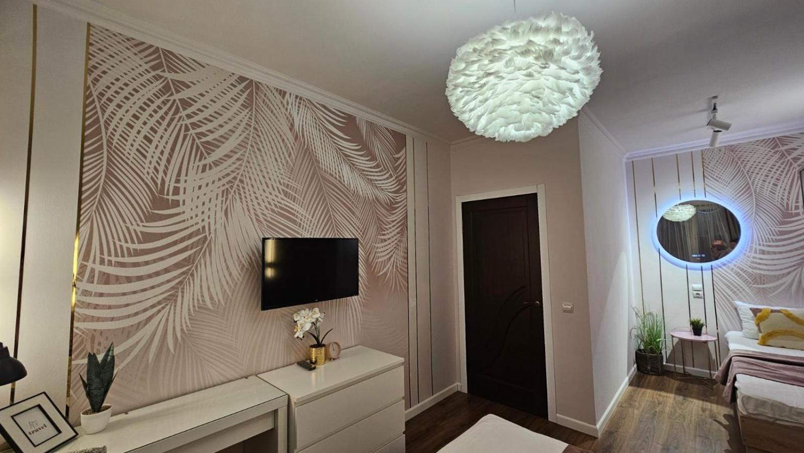 Soft Pink Apartment Moukatcheve Extérieur photo